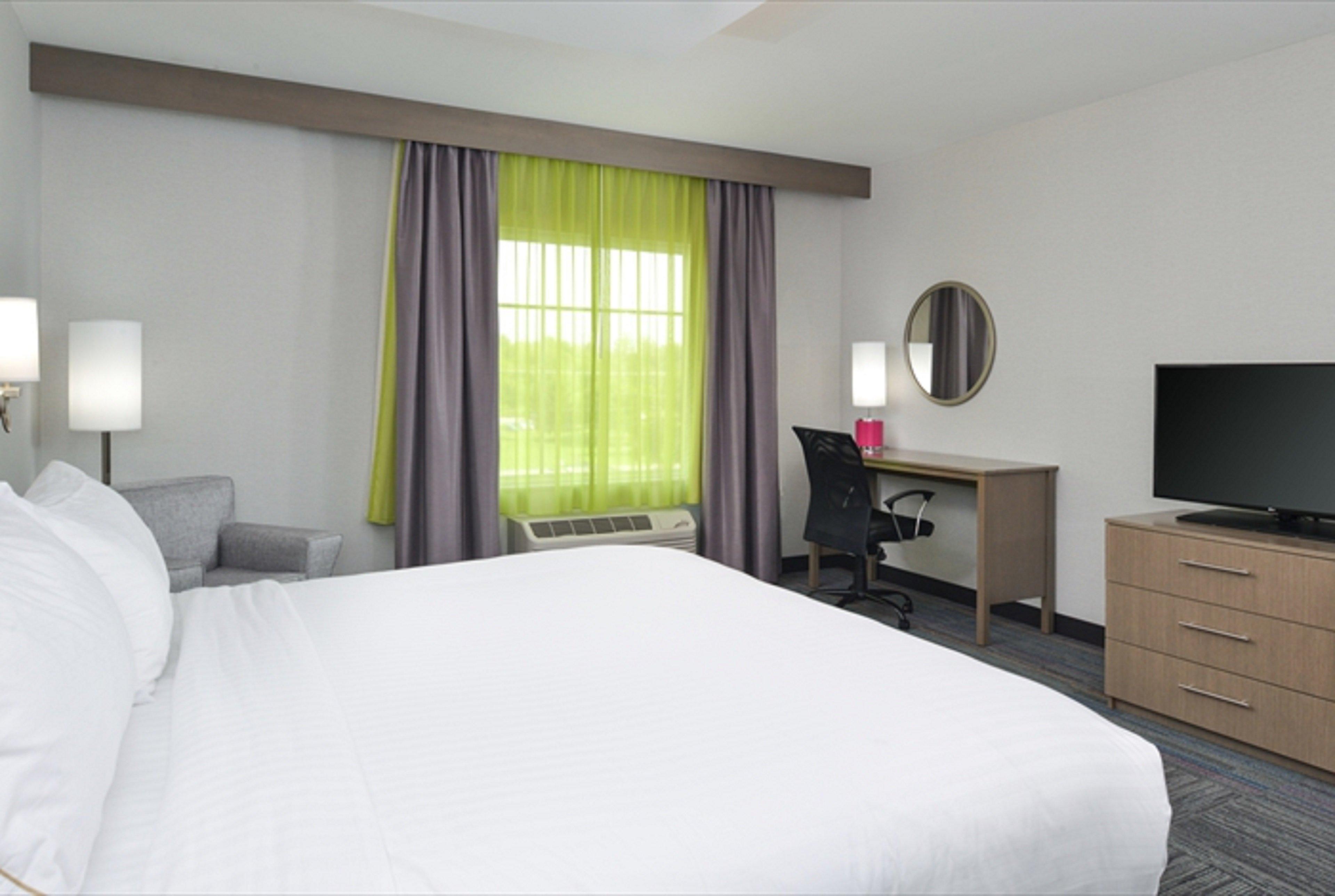 Holiday Inn Express & Suites Shippensburg By Ihg Exterior photo