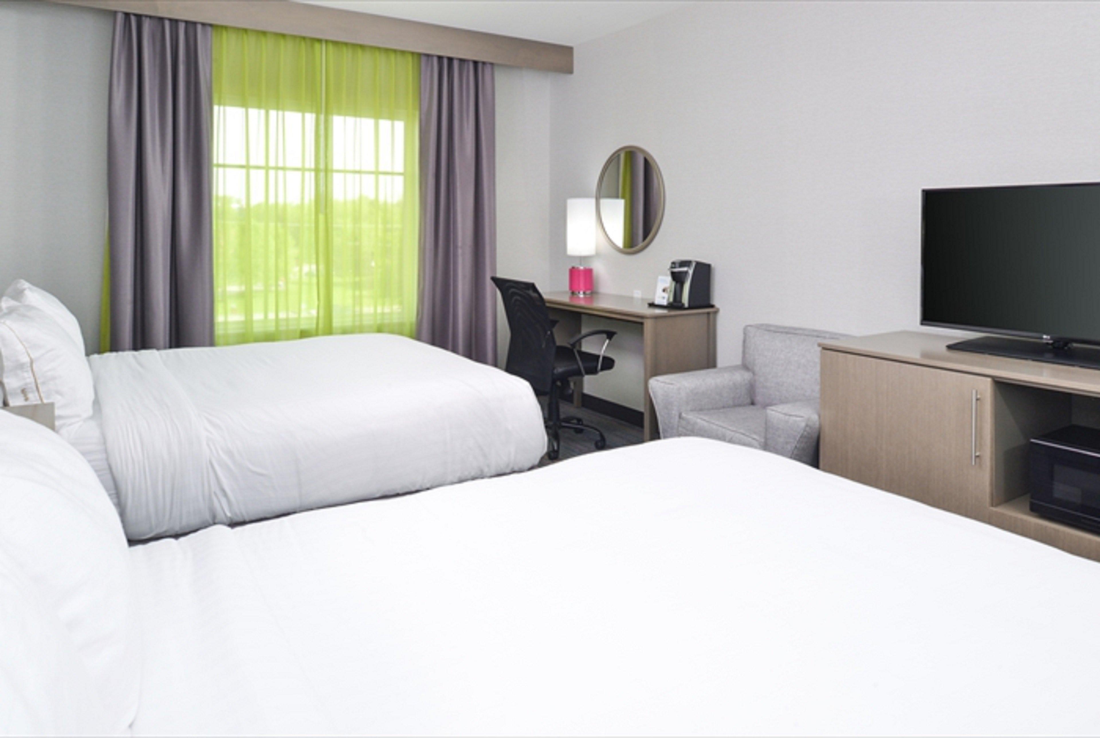 Holiday Inn Express & Suites Shippensburg By Ihg Exterior photo