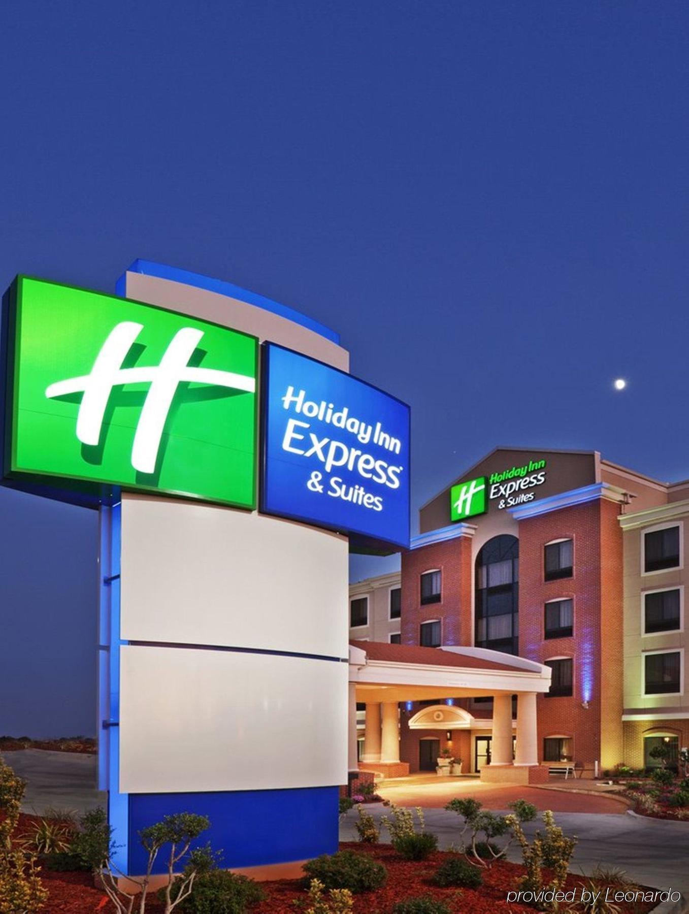 Holiday Inn Express & Suites Shippensburg By Ihg Exterior photo